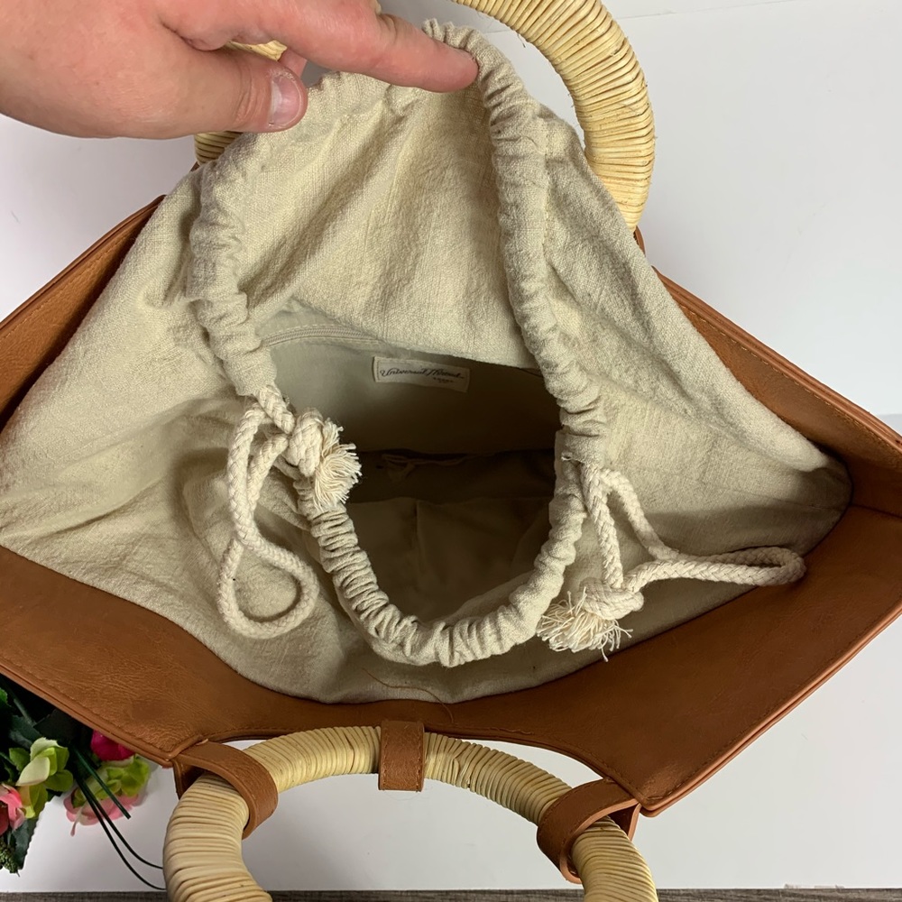 Universal Thread Natural Straw Drawstring Handbag - image 3